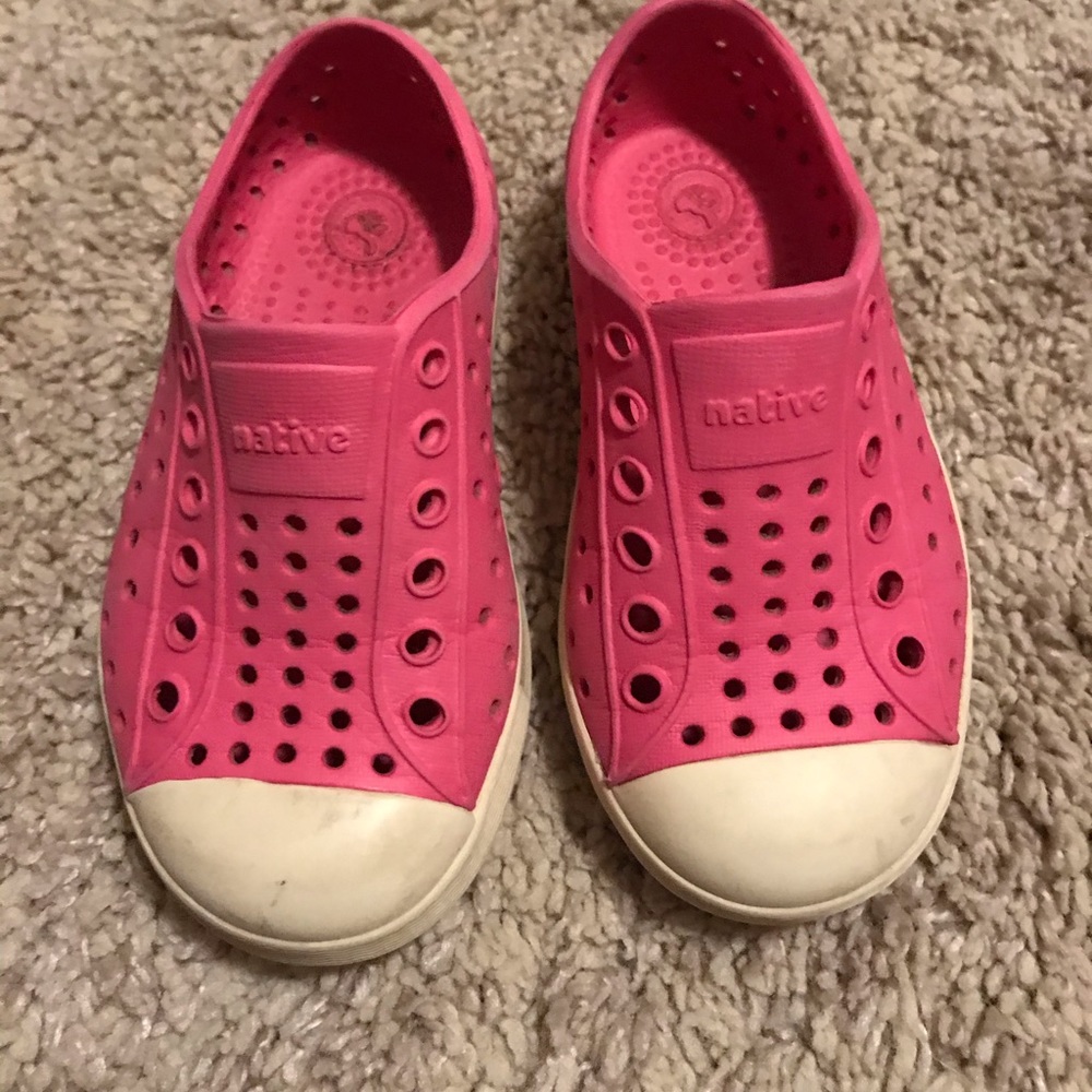 Pink Native “Jefferson” shoes size 7.
